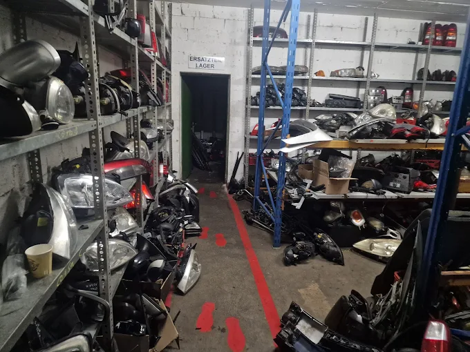 Gebrauchte Autoteile aus der Verwertung